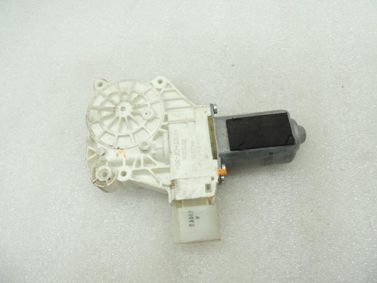 Oriģinālais BMW 5. sērijas F10 F11 F18 logu regulatora motors pa labi 7248172 7271564