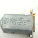 Oriģinālais BMW 5. sērijas F10 F11 F18 logu regulatora motors pa labi 7248172 7271564