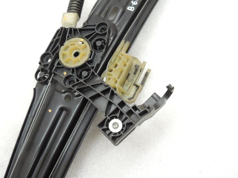 Oriģinālais BMW 5. sērijas F10 F11 F18 aizmugurējā kreisā loga regulators 51357182613, 7182613