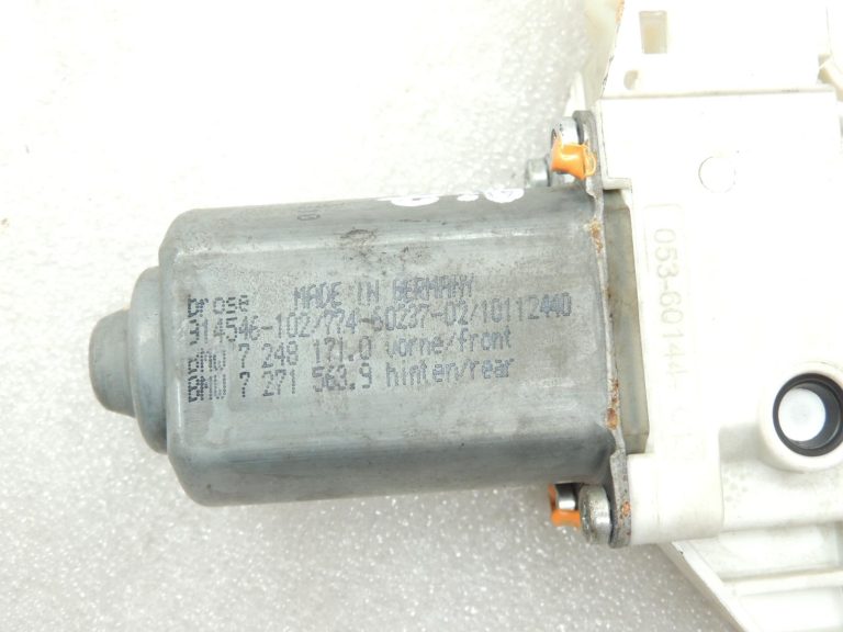 Oriģinālais BMW 5. sērijas F10 F11 F18 logu regulatora motors kreisais 7248171 7271563