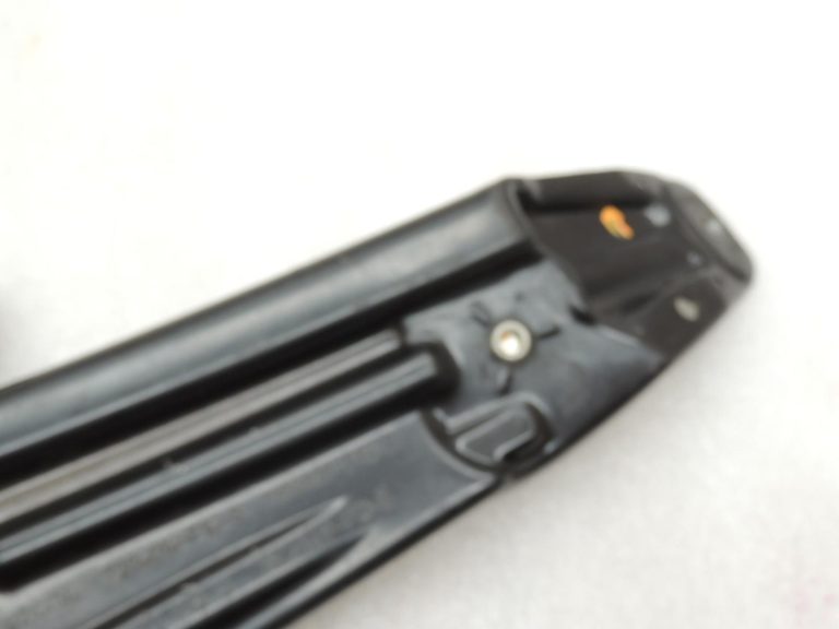 Oriģinālais BMW 5. sērijas F10 F11 F18 aizmugurējā labā loga regulators 51357182614 7182614