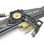 Oriģinālais BMW 5. sērijas F10 F11 F18 aizmugurējā labā loga regulators 51357182614 7182614