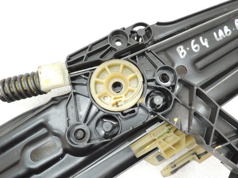 Oriģinālais BMW 5. sērijas F10 F11 F18 aizmugurējā labā loga regulators 51357182614 7182614
