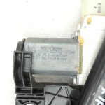 Oriģinālais BMW 5. sērijas F10 F11 F18 aizmugurējā kreisā loga regulators ar motoru 51357182613