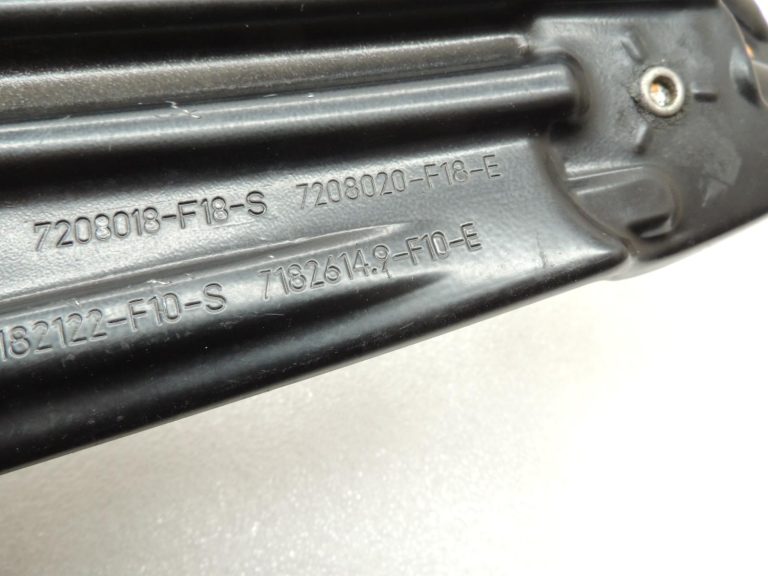 Oriģinālais BMW 5. sērijas F10 F11 F18 aizmugurējā labā loga regulators 51357182614 7182614