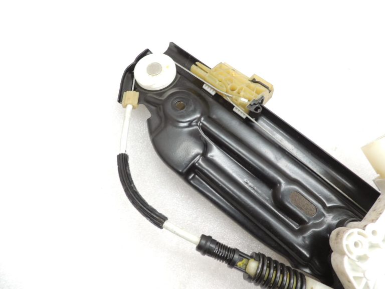 Oriģinālais BMW 5. sērijas F10 F11 F18 aizmugurējā kreisā loga regulators ar motoru 51357182613
