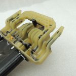Oriģinālais BMW 5. sērijas F10 F11 F18 aizmugurējā labā loga regulators ar motoru 51357182614