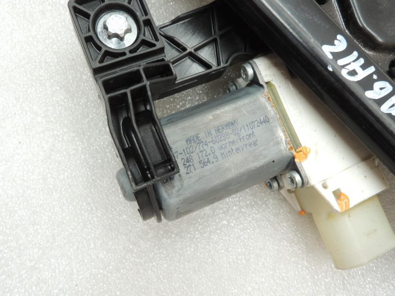 Oriģinālais BMW 5. sērijas F10 F11 F18 aizmugurējā labā loga regulators ar motoru 51357182614