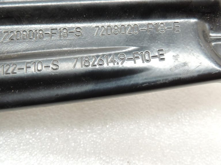 Oriģinālais BMW 5. sērijas F10 F11 F18 aizmugurējā labā loga regulators ar motoru 51357182614