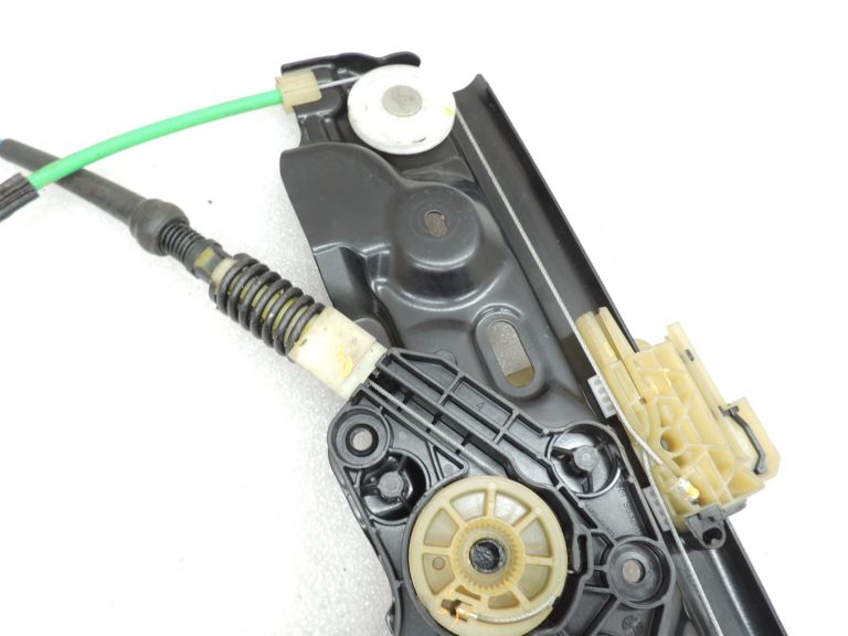 Oriģinālais BMW 5. sērijas F10 F11 F11 F18 priekšējā labā loga regulatora mehānisms 51337182132