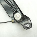 Oriģinālais BMW 5. sērijas F10 F11 F11 F18 priekšējā labā loga regulatora mehānisms 51337182132