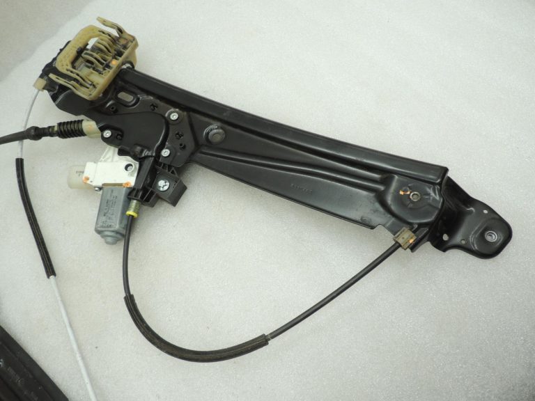 Oriģinālais BMW 5. sērijas F10 F11 F18 priekšējais kreisais loga regulators ar motoru 51337182131