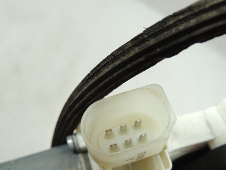 Oriģinālais BMW 5. sērijas F10 F11 F18 priekšējais kreisais loga regulators ar motoru 51337182131