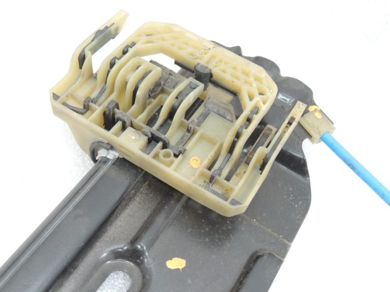 Oriģinālais BMW 5. sērijas F10 F11 F18 priekšējais kreisais loga regulators ar motoru 51337182131
