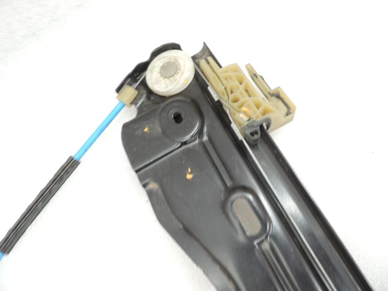 Oriģinālais BMW 5. sērijas F10 F11 F18 priekšējais kreisais loga regulators ar motoru 51337182131