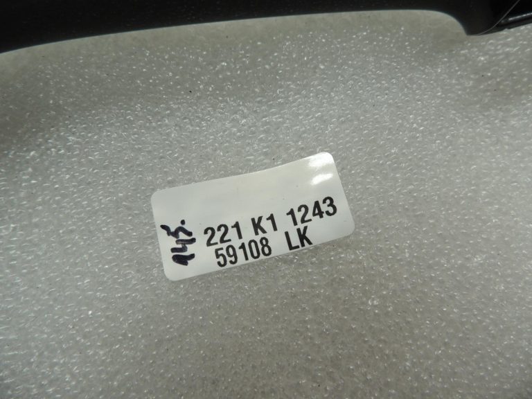 Oriģinālā BMW F30 F31 F31 F35 F80 priekšējais kreisais ārdurvju rokturis Keyless 475 Safīra melns