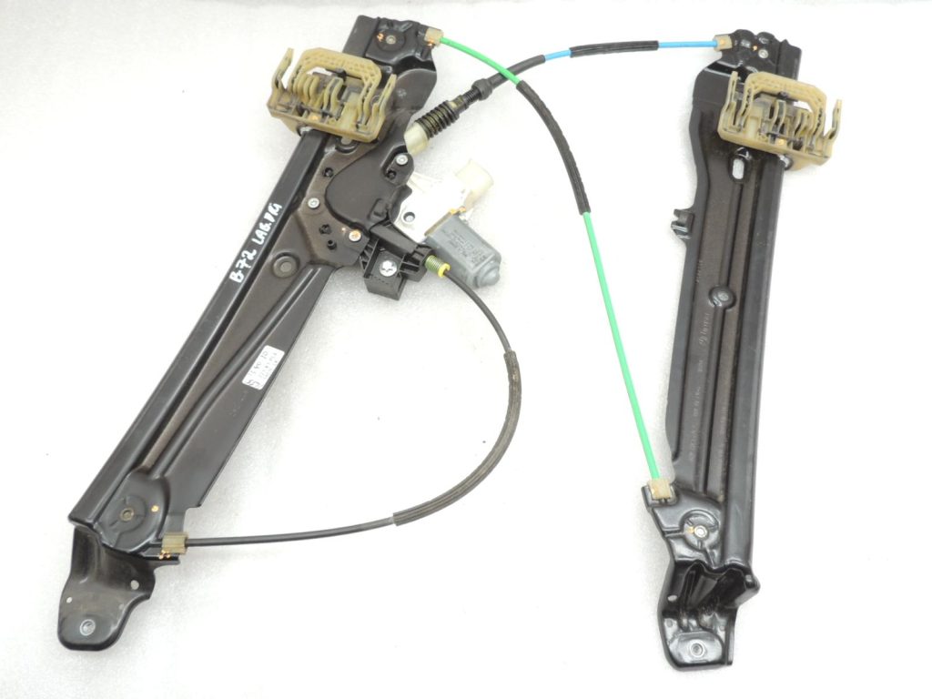 OE BMW 5 Series F10 F11 F18 Front right window regulator with motor 51337182132