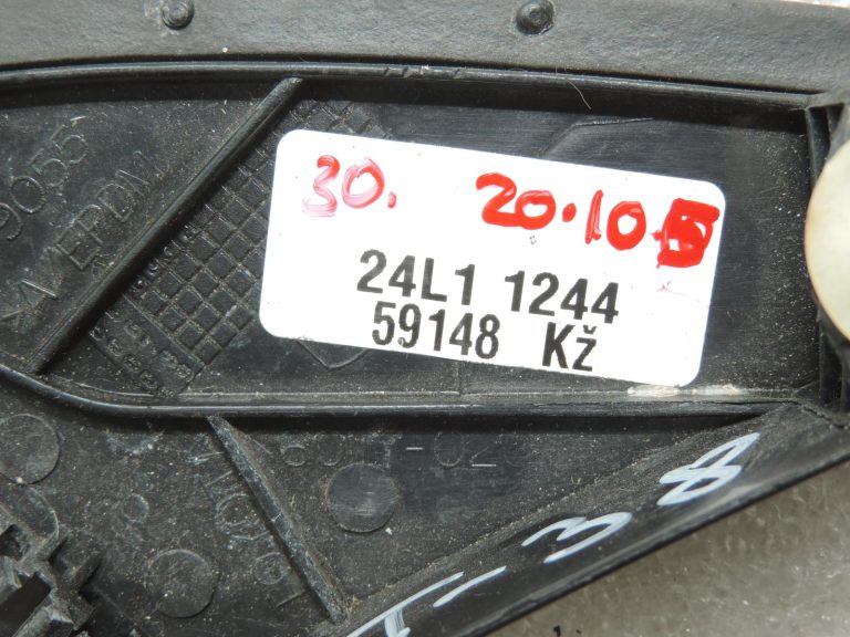 Oriģinālais 2002-2007 Toyota Corolla E12 Priekšējo labās puses durvju vāks A-pilārs