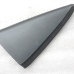 Oriģinālais 2011-2020 Toyota Yaris P13 aizmugurējo durvju vāks labās puses iekšpusē
