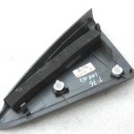Oriģinālais 2011-2020 Toyota Yaris P13 aizmugurējo durvju vāks labās puses iekšpusē