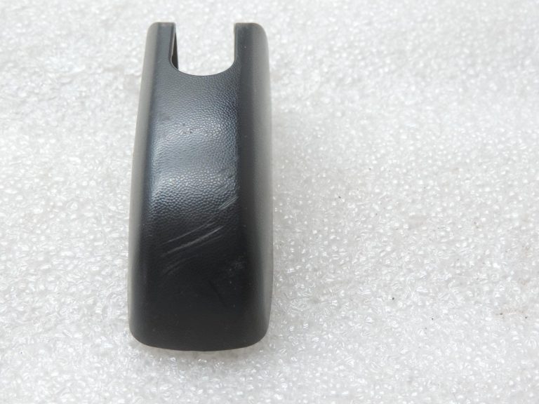 Oriģināls 2011-2020 Toyota Yaris P13 aizmugurējā stikla tīrītāja sviras vāciņa vāciņš