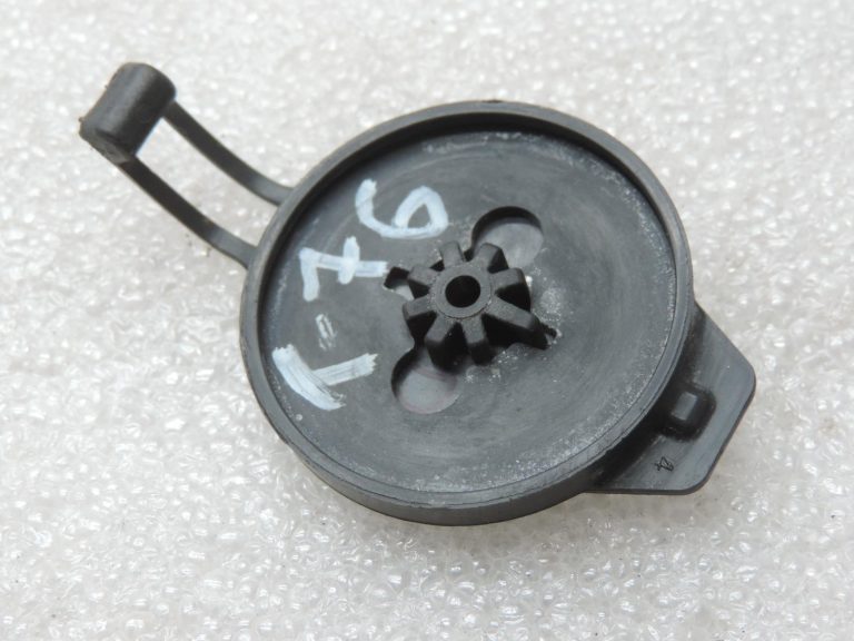 Oriģināls 2005-2020 Toyota Yaris P9 P13 Aygo IQ radiatora vāciņš