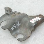 Oriģināls Toyota Yaris P10 / Verso P2 pārnesumu pārslēgšanas troses kronšteins 3352452010