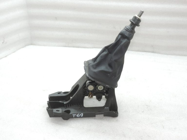 Oriģinālā 2005-2020 Toyota Yaris P9/P13 6 pakāpju manuālās pārnesumkārbas pārnesumu svira