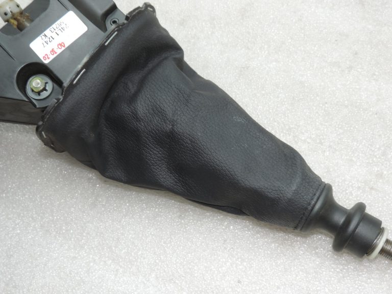 Oriģinālā 2005-2020 Toyota Yaris P9/P13 6 pakāpju manuālās pārnesumkārbas pārnesumu svira