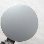 Oriģinālais 2005-2011 Toyota Yaris P9 degvielas uzpildes vāks sudraba krāsā (1E7)