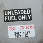 Oriģinālais 2005-2011 Toyota Yaris P9 degvielas uzpildes vāks sudraba krāsā (1E7)