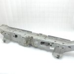 Oriģināls 2005-2011 Toyota Yaris P9 radiatora balsta augšējais priekšējais šķērsstienis sudraba krāsā