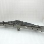 Oriģināls 2005-2011 Toyota Yaris P9 radiatora balsta augšējais priekšējais šķērsstienis sudraba krāsā