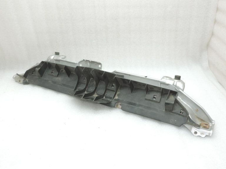 Oriģināls 2005-2011 Toyota Yaris P9 radiatora balsta augšējais priekšējais šķērsstienis sudraba krāsā