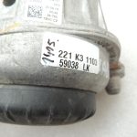 Oriģinālā aprīkojuma Mercedes Benz W205 M651 motora stiprinājums labajā pusē, motora amortizators A2052406717