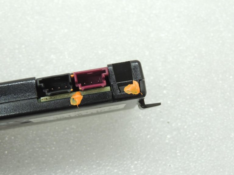 Oriģinālais BMW F31 F31LCI AM/FM antenas pastiprinātājs 9231514 65209231514