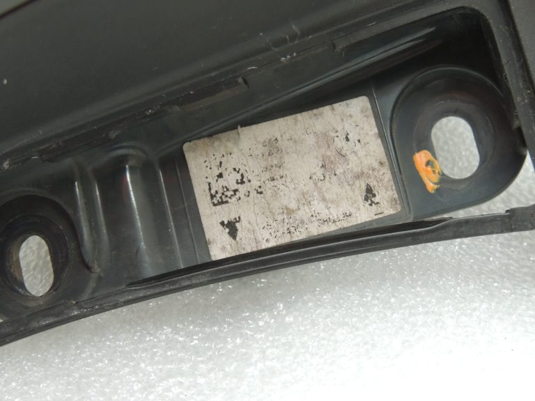 Oriģinālā BMW F30LCI Facelift aizmugurējais kreisais ārējais lukturis 63217372209 7372209