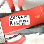 Oriģinālais BMW 5. sērijas F10 F11 F06 akumulatora apakšdaļas kabelis plus 61129150990