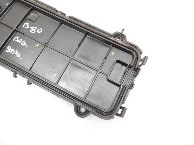 Oriģinālais BMW F31 F31LCI dažādības antenas vāciņš 51317263164