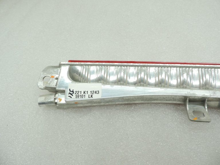 Oriģinālā BMW F31 F31LCI trešais bremžu lukturis 63257260545 7260545