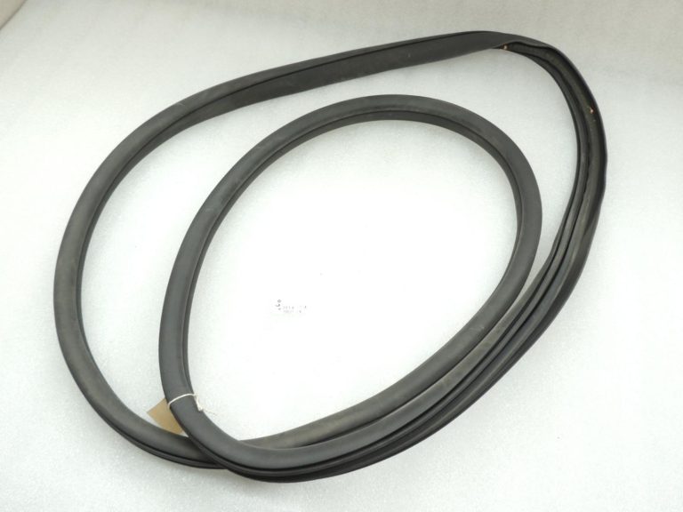 Oriģinālais Mercedes Benz W205 durvju blīvējums gumijas aizmugurējo durvju blīvētājs A2056970151
