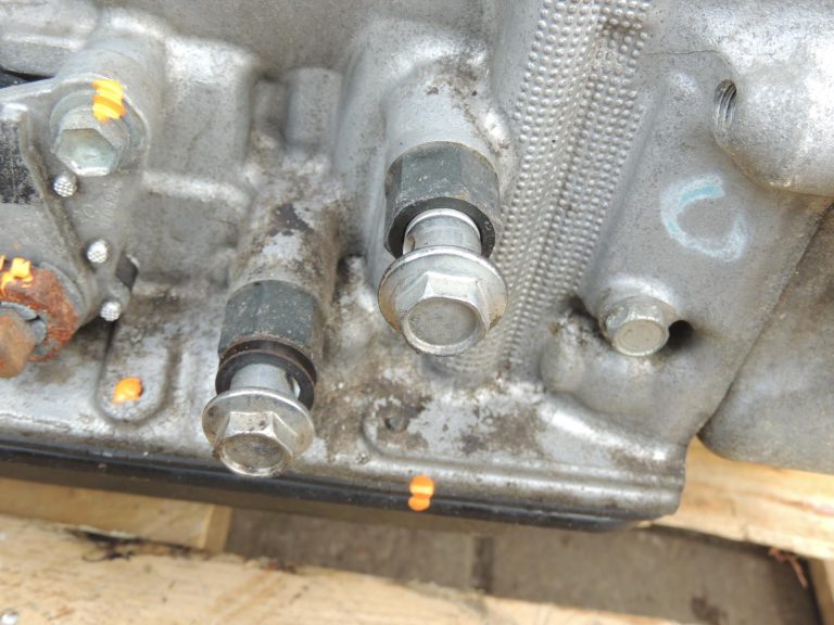 Suzuki Grand Vitara II JB627 Automātiskā transmisija 2100064JH0