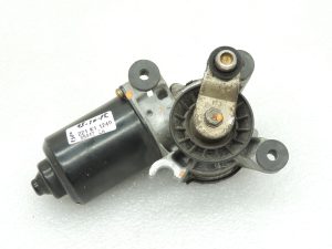 Mitsubishi Pajero V7 V6 V8 V8 V9 Priekšējā stikla tīrītāja motors MR388038
