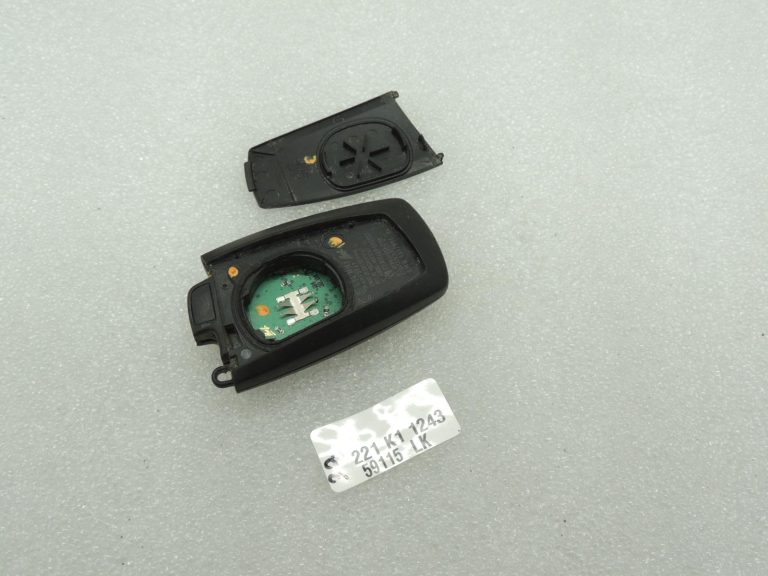 Oriģinālā BMW F30 F31 F32 F32 F34 F33 F33 F36 F20 aizdedzes atslēgas karte 434 MHz