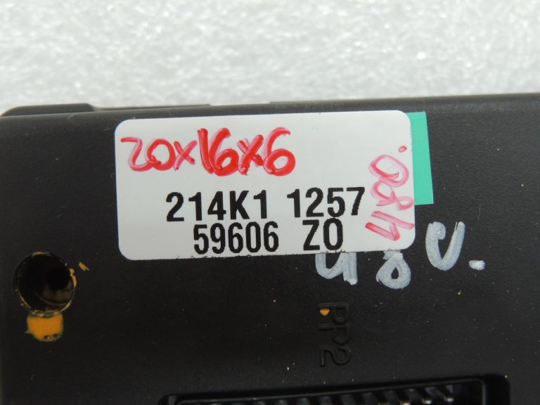 Chevrolet Epica drošinātāju kārbas moduļa vadības bloks 96647424 Drošinātāju kārbas bloks Modulis