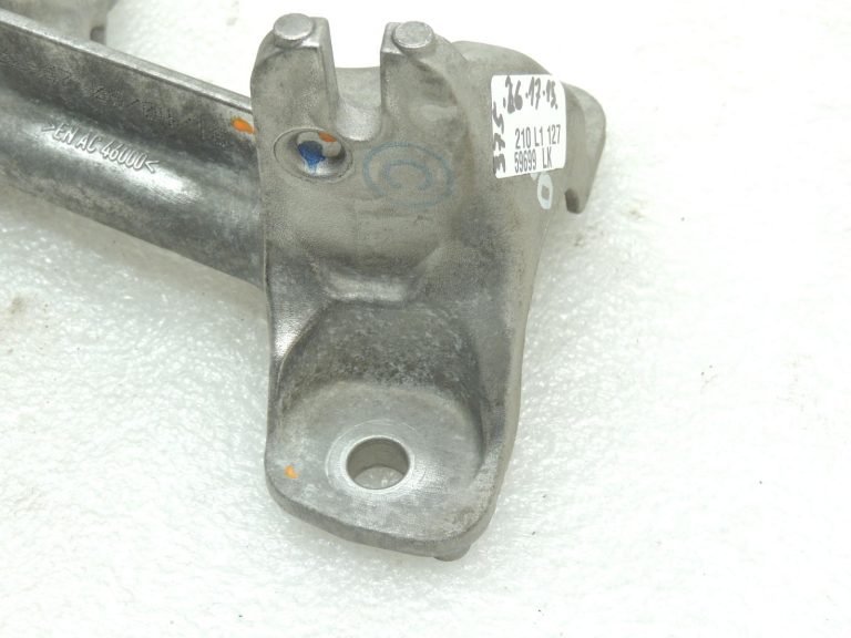 Oriģinālais BMW F20 F21 F22 F22 F30 F31 F34 GA8HP50Z pārnesumkārbas nesējs 22326796613