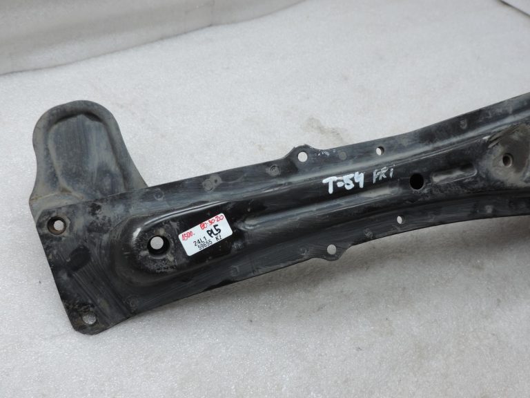 Oriģinālā 2004-2009 Toyota Corolla Verso AR10 motora stiprinājuma šķērssijas konstrukcija