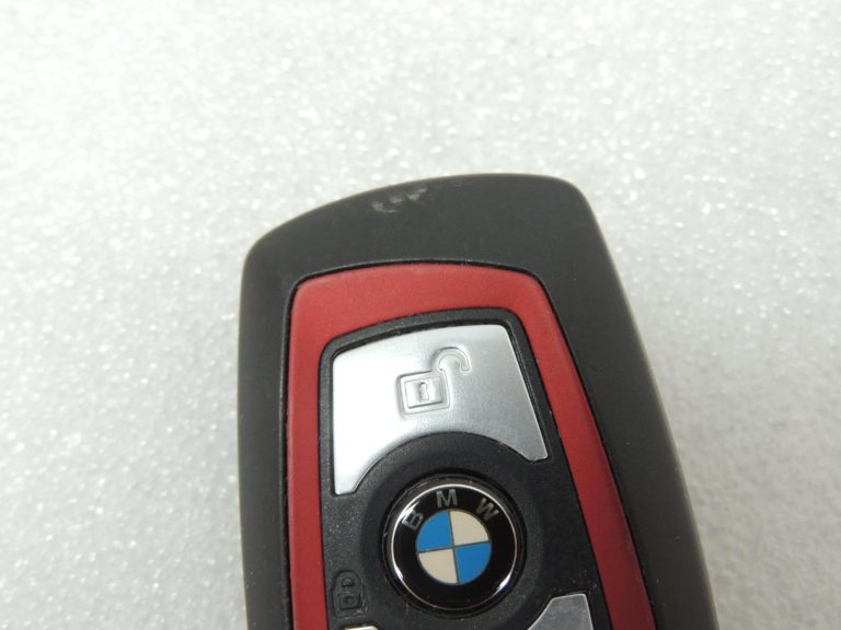 Oriģinālā BMW F30 F31 F32 F32 F34 F33 F33 F36 F20 aizdedzes atslēgas karte 434 MHz