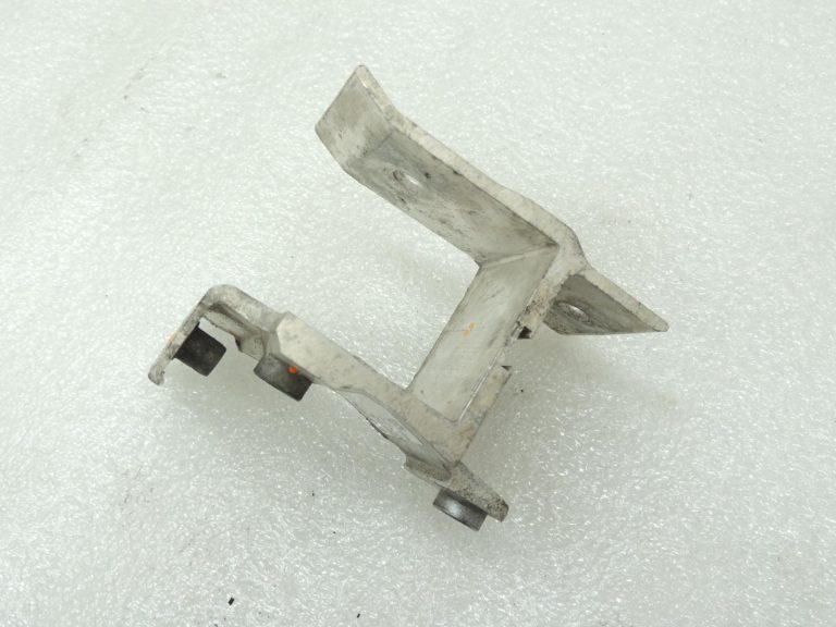 Oriģinālā BMW F20 F21 F22 F22 F30 F31 F34 Priekšējā tilta balsta stiprinājums, kreisais 51647245795