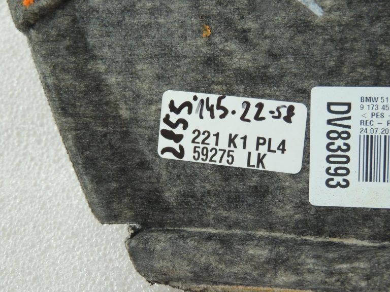 Oriģinālais BMW 5. sērijas F10 aizmugurējā bagāžas nodalījuma plaukta pārsegs melns 51469173452